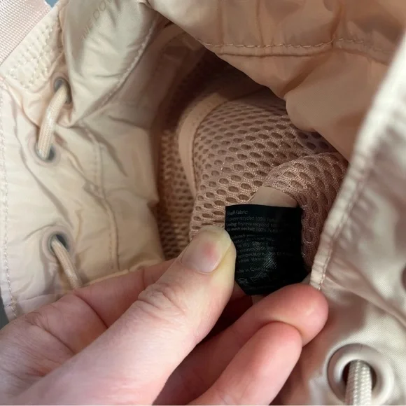 DAGNE DOVER Sling Bag in Rose Quartz - Picture 13 of 14